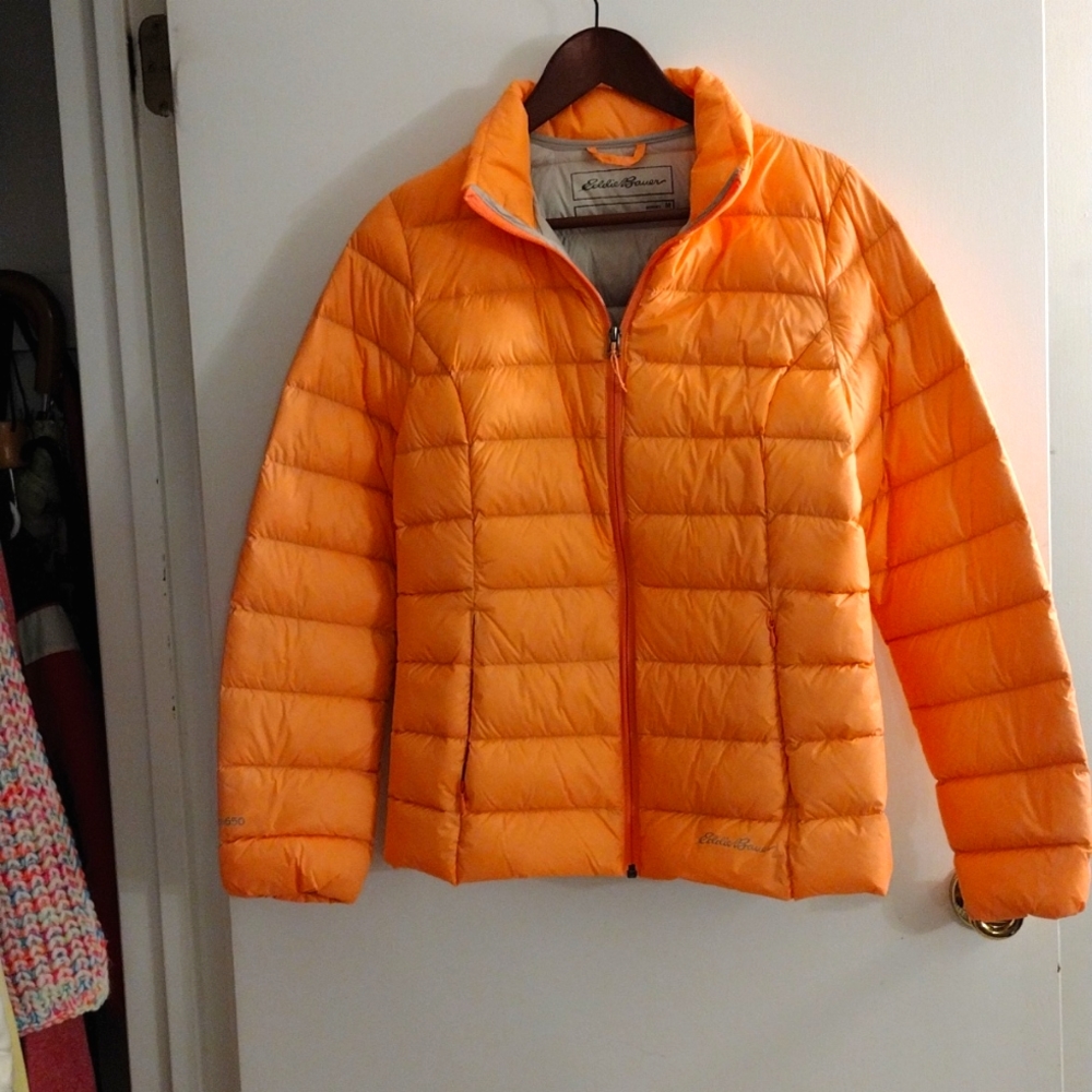 Women's medium Eddie Bauer down jacket NWOT